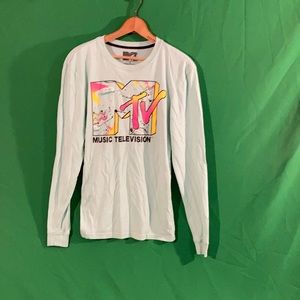 MTV small long sleeve graphic tee